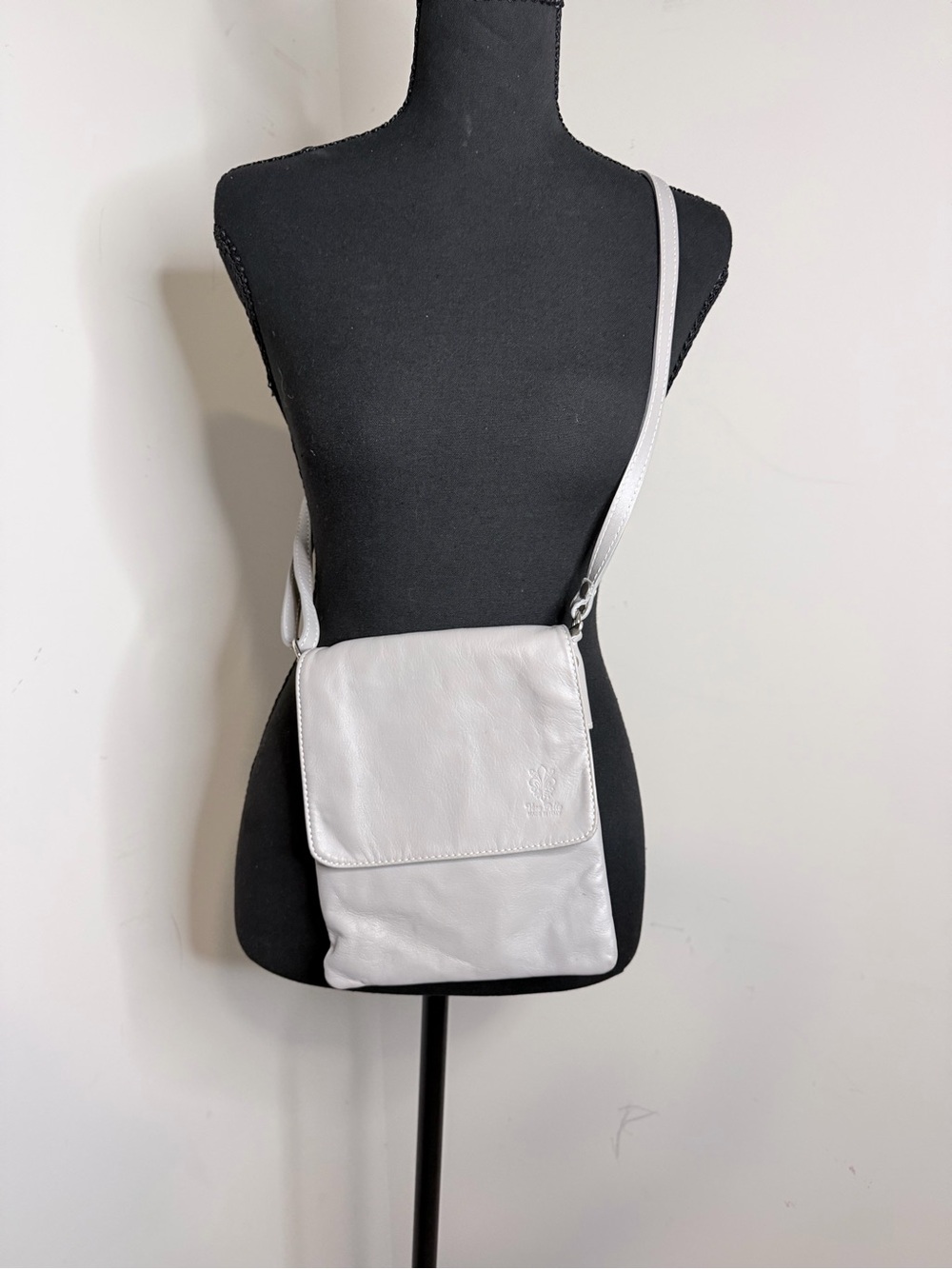 VERA PELLE Cross Body / Shoulder bag Gray